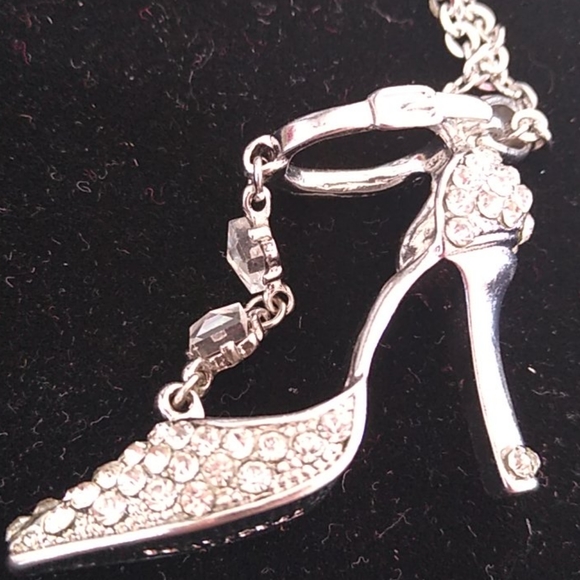 Faux diamond stiletto charm with 14" necklace. - Picture 5 of 8